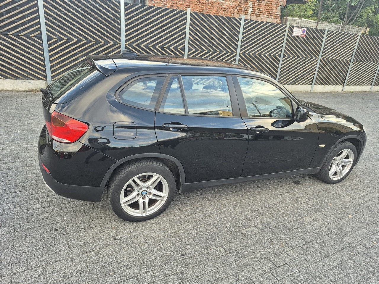 BMW X1 - SUV: slika 4 BMW X1 - SUV: slika 4