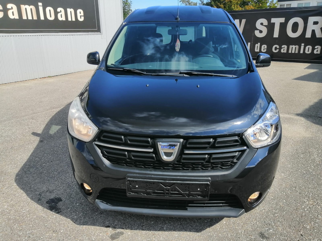 DACIA Dokker 1,6 sCE Comfort Benzina/GPL, TOP !!! - Dostavno vozilo sa duplom kabinom: slika 3 DACIA Dokker 1,6 sCE Comfort Benzina/GPL, TOP !!! - Dostavno vozilo sa duplom kabinom: slika 3