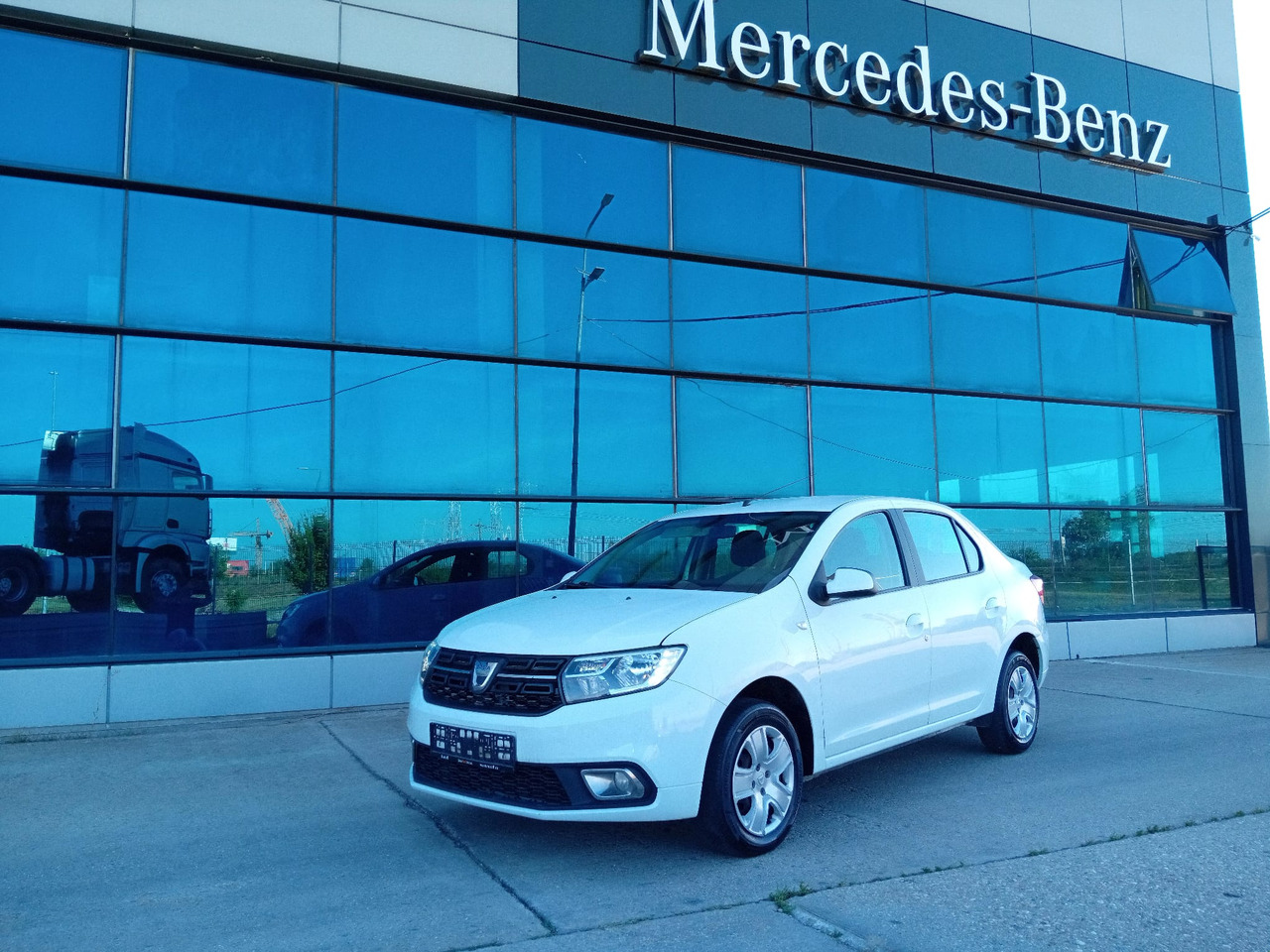 Dacia Logan 1.5 dCi, TOP ! - Limuzina: slika 1 Dacia Logan 1.5 dCi, TOP ! - Limuzina: slika 1