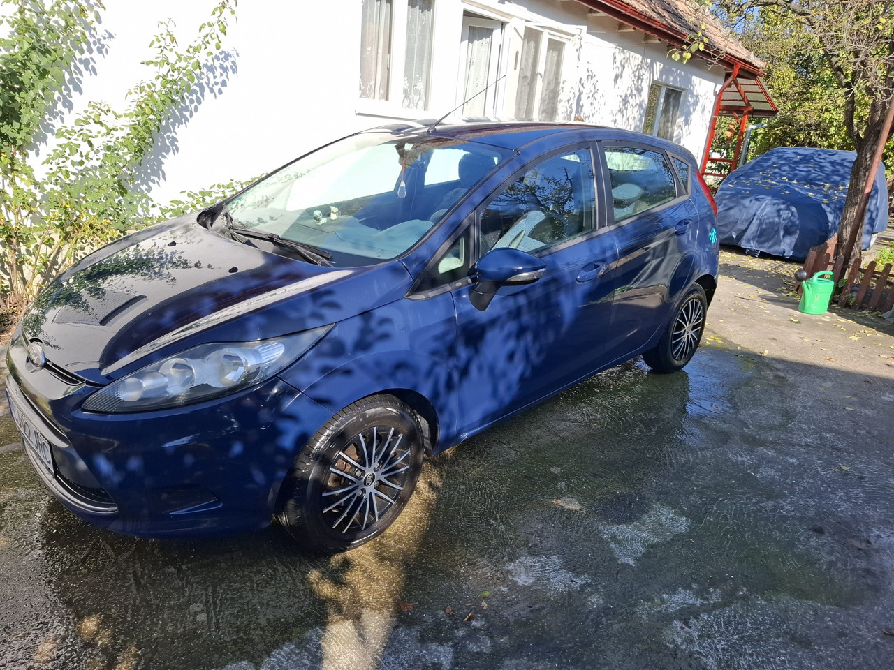 Ford Fiesta - Limuzina: slika 2 Ford Fiesta - Limuzina: slika 2