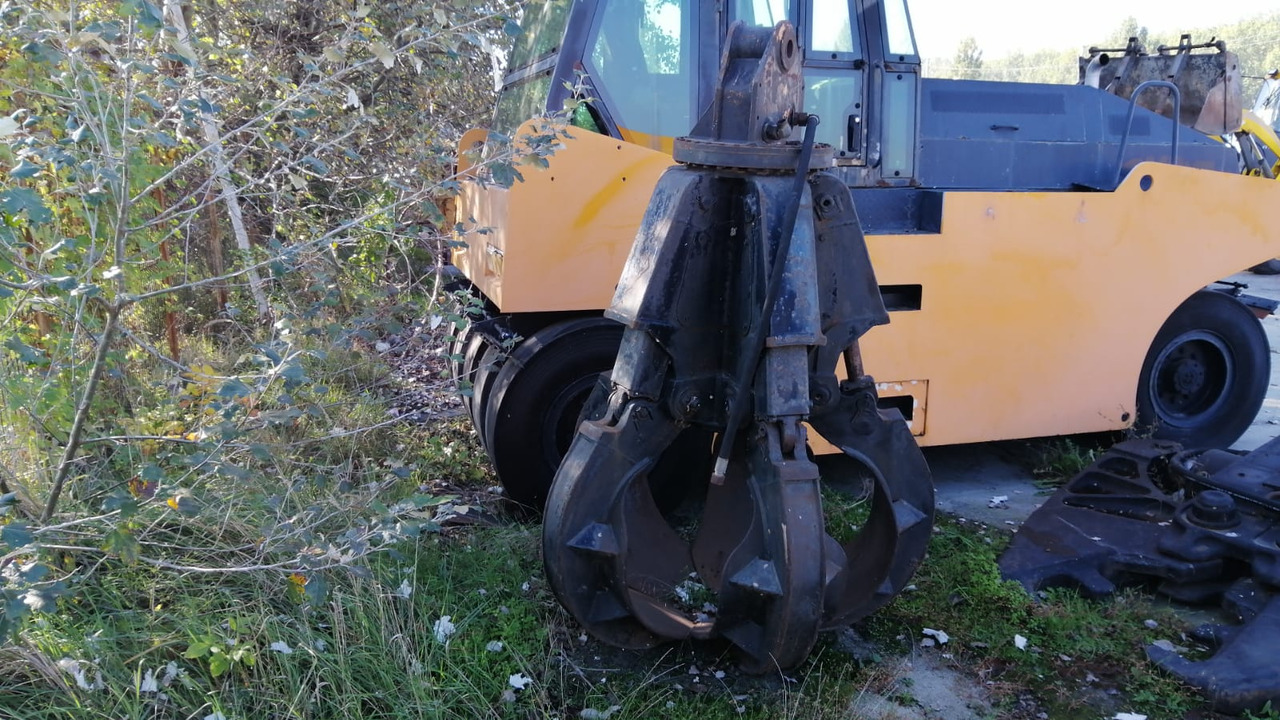 High capacity grapple-Scrap iron/Concrete/Demolition - Kuka: slika 2 High capacity grapple-Scrap iron/Concrete/Demolition - Kuka: slika 2