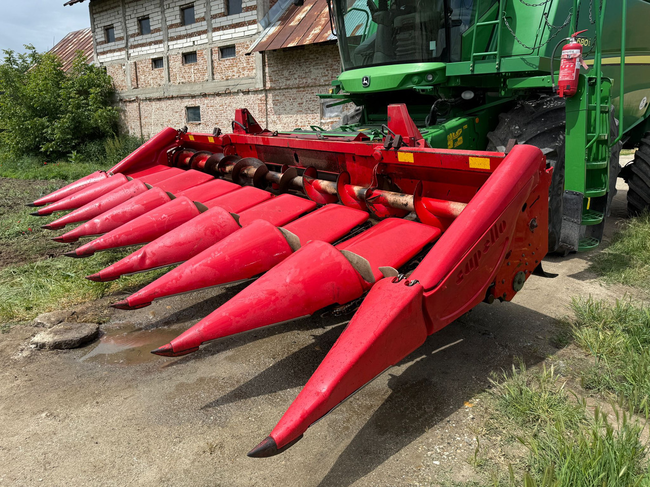 Hydraulic folding corn header Capello Quasar - Kombajn za kukuruz: slika 1 Hydraulic folding corn header Capello Quasar - Kombajn za kukuruz: slika 1