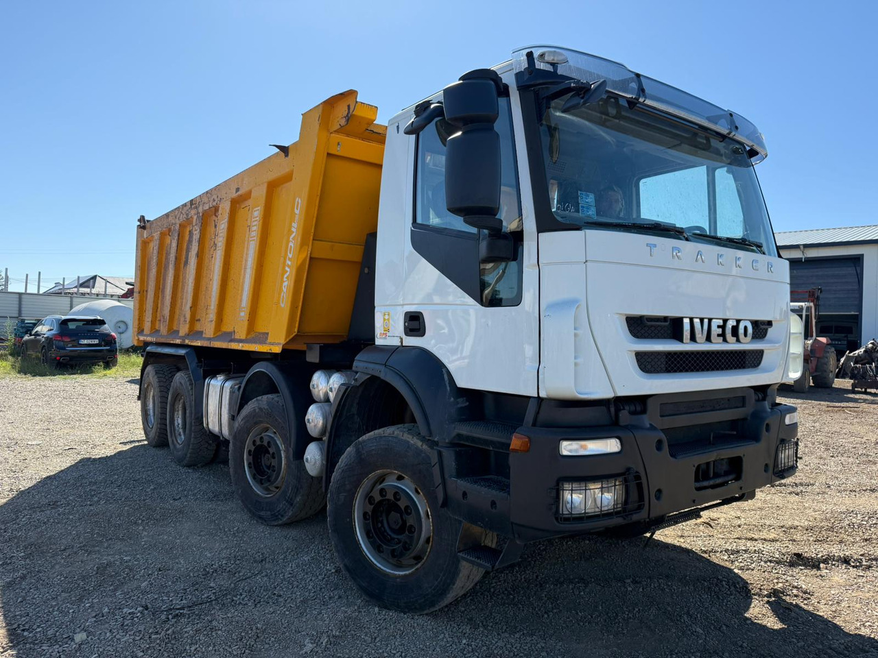 IVECO TRAKKER TIPPER - Istovarivač: slika 1 IVECO TRAKKER TIPPER - Istovarivač: slika 1