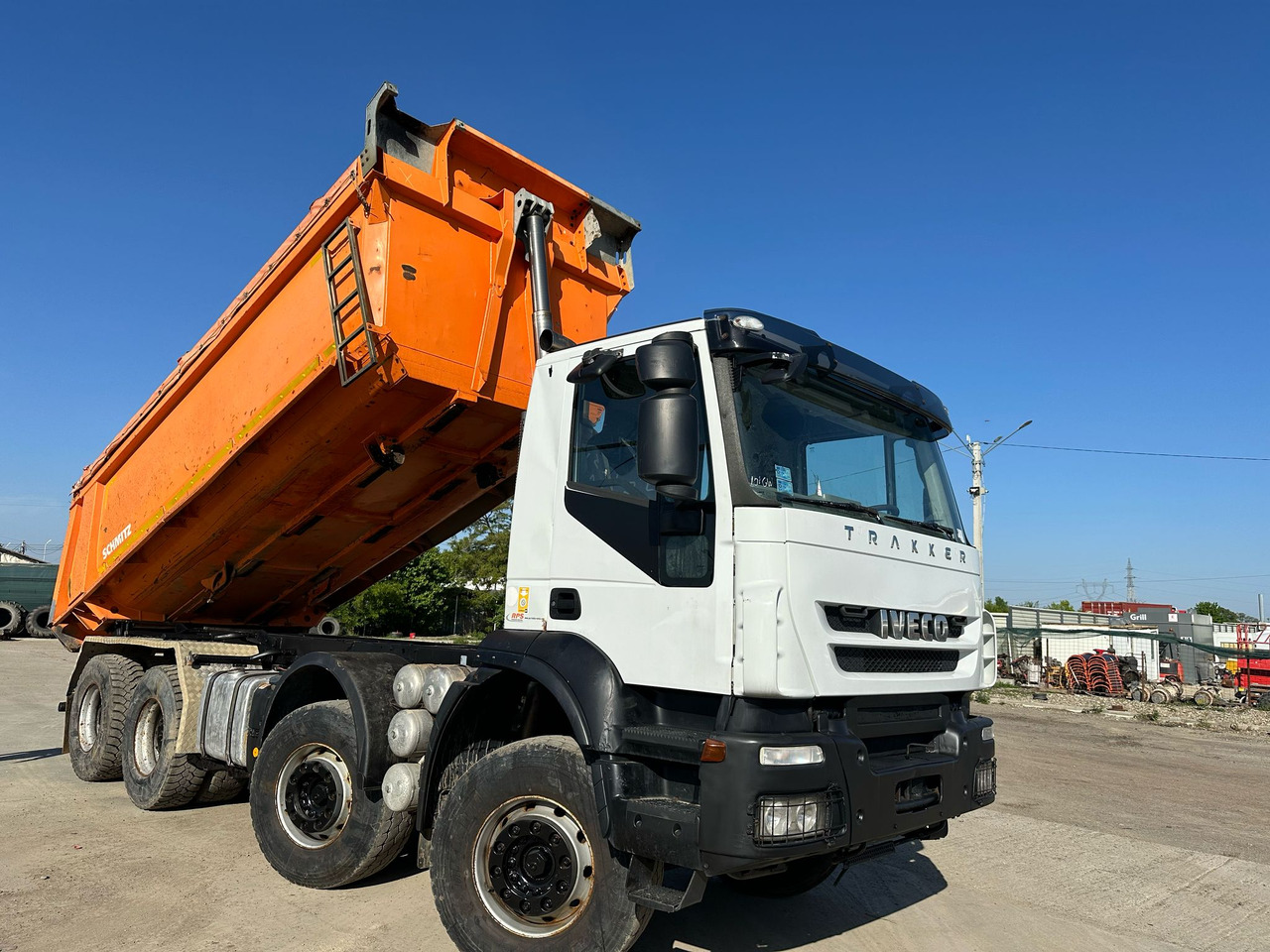 Iveco Trakker Tipper - Istovarivač: slika 1 Iveco Trakker Tipper - Istovarivač: slika 1