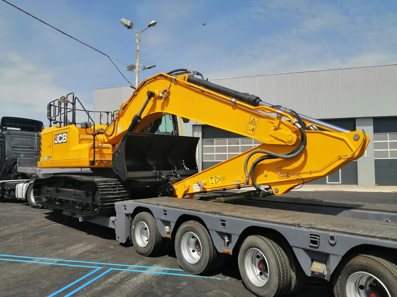 JCB 220X LC, AC, EXCAVATOR TOP !!! - Bager guseničar: slika 2 JCB 220X LC, AC, EXCAVATOR TOP !!! - Bager guseničar: slika 2