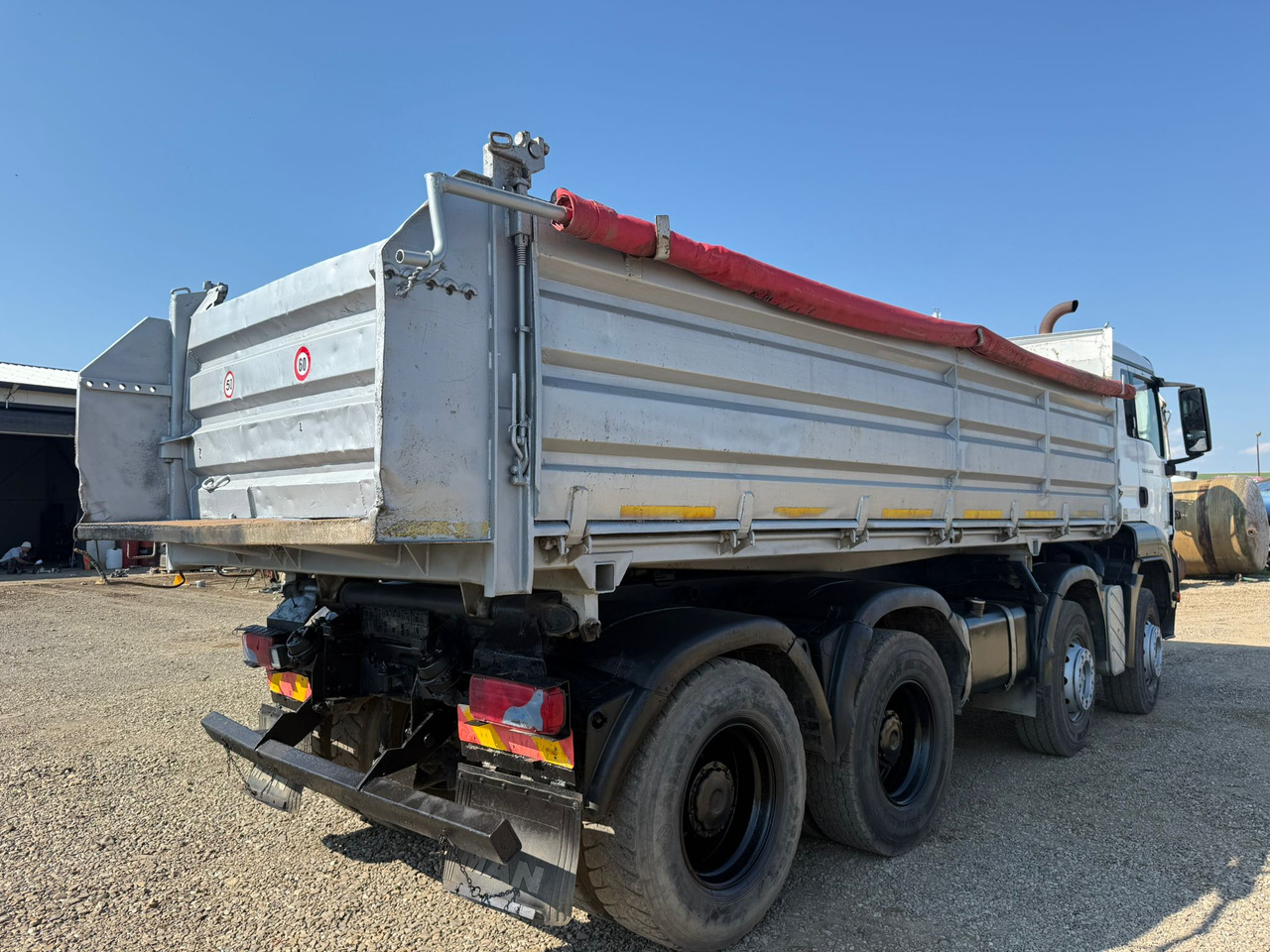 MAN TGS 8X4 Tipper - Istovarivač: slika 5 MAN TGS 8X4 Tipper - Istovarivač: slika 5