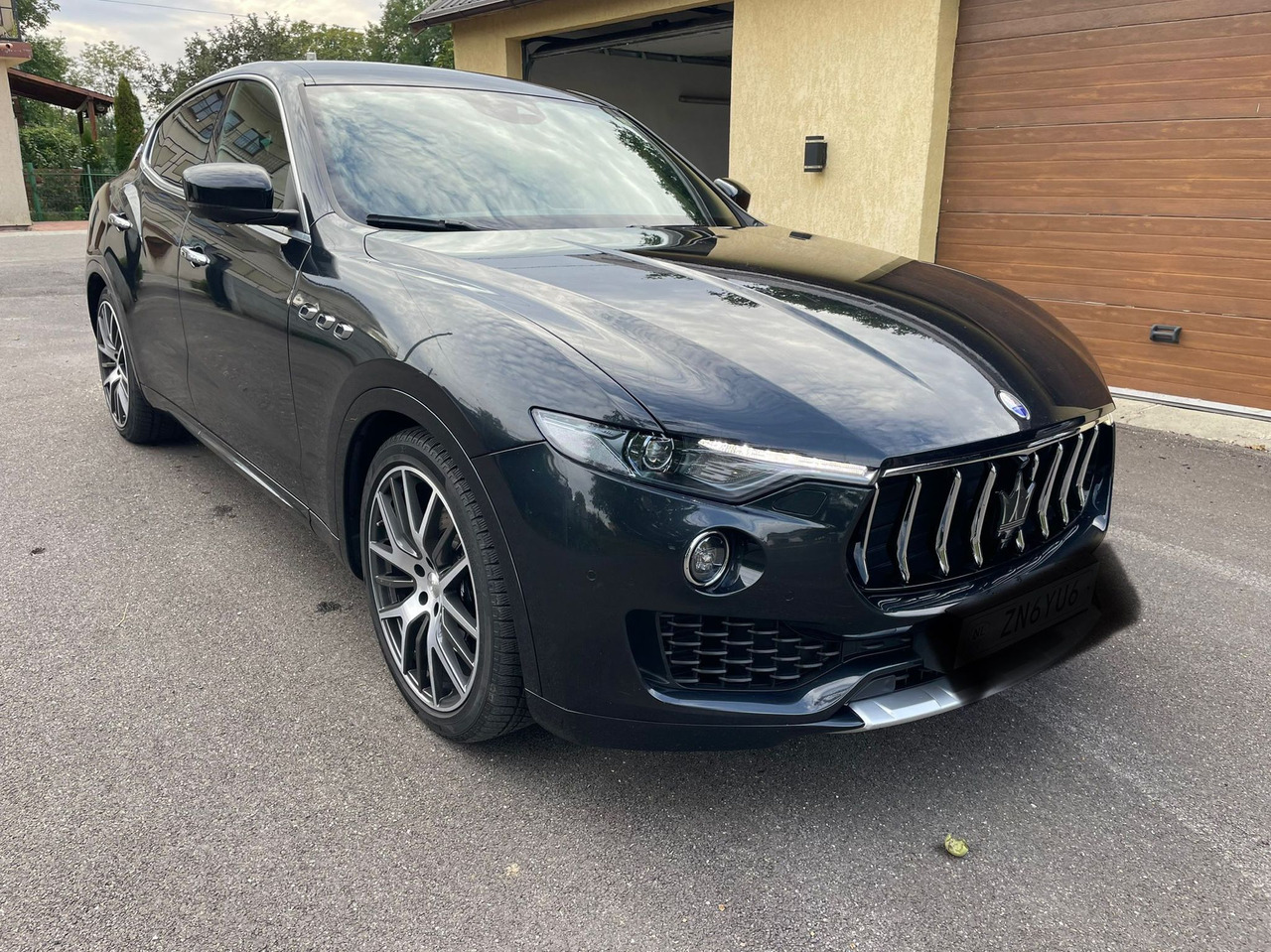 MASERATI LEVANTE 4X4 - SUV: slika 3 MASERATI LEVANTE 4X4 - SUV: slika 3
