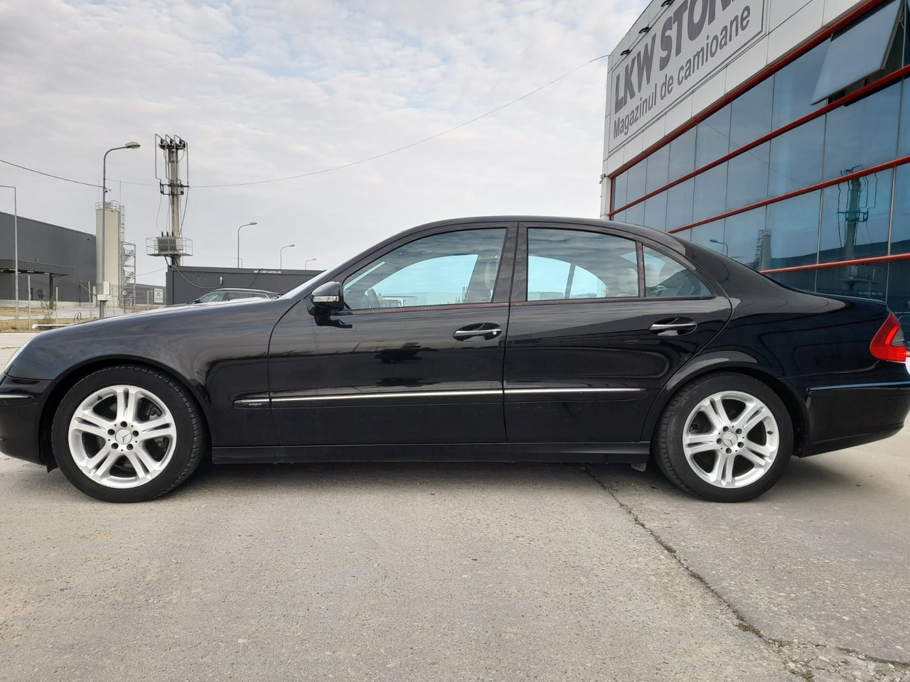 Mercedes Benz E350 - Automobil: slika 3 Mercedes Benz E350 - Automobil: slika 3