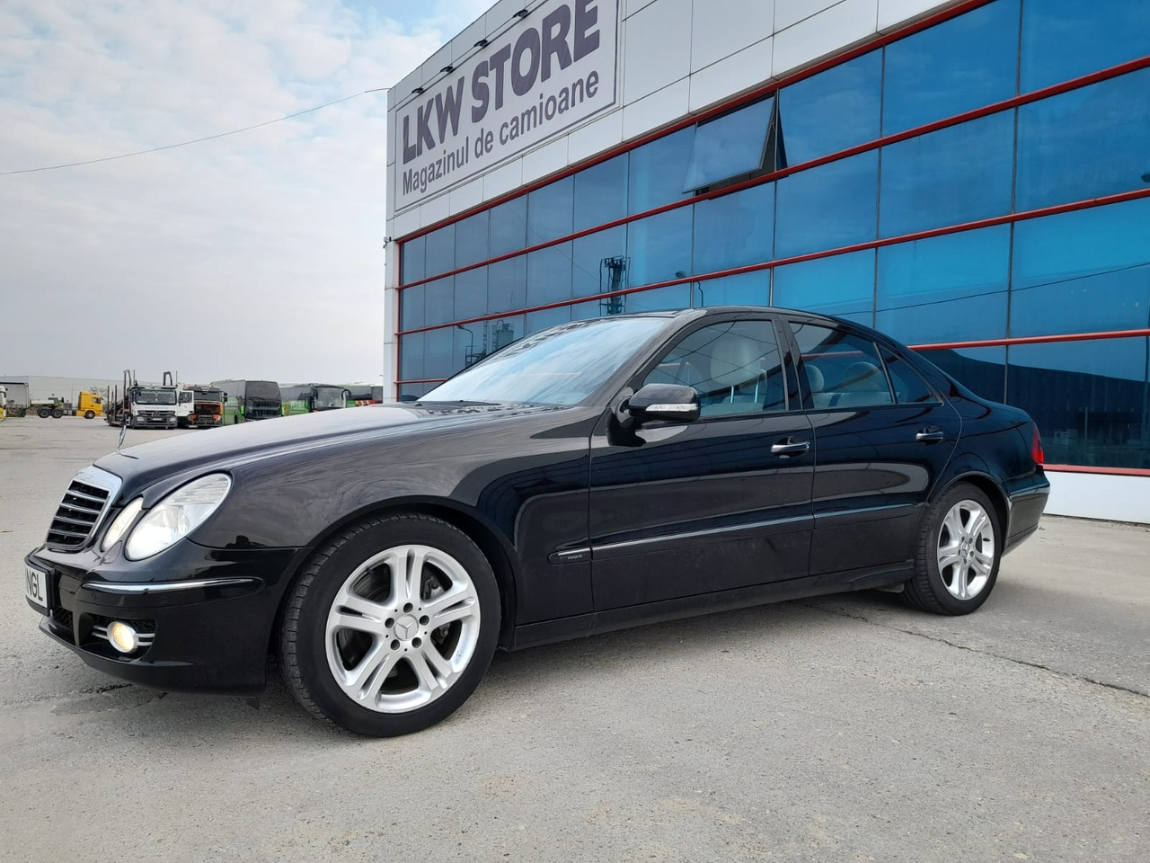 Mercedes Benz E350 - Automobil: slika 2 Mercedes Benz E350 - Automobil: slika 2