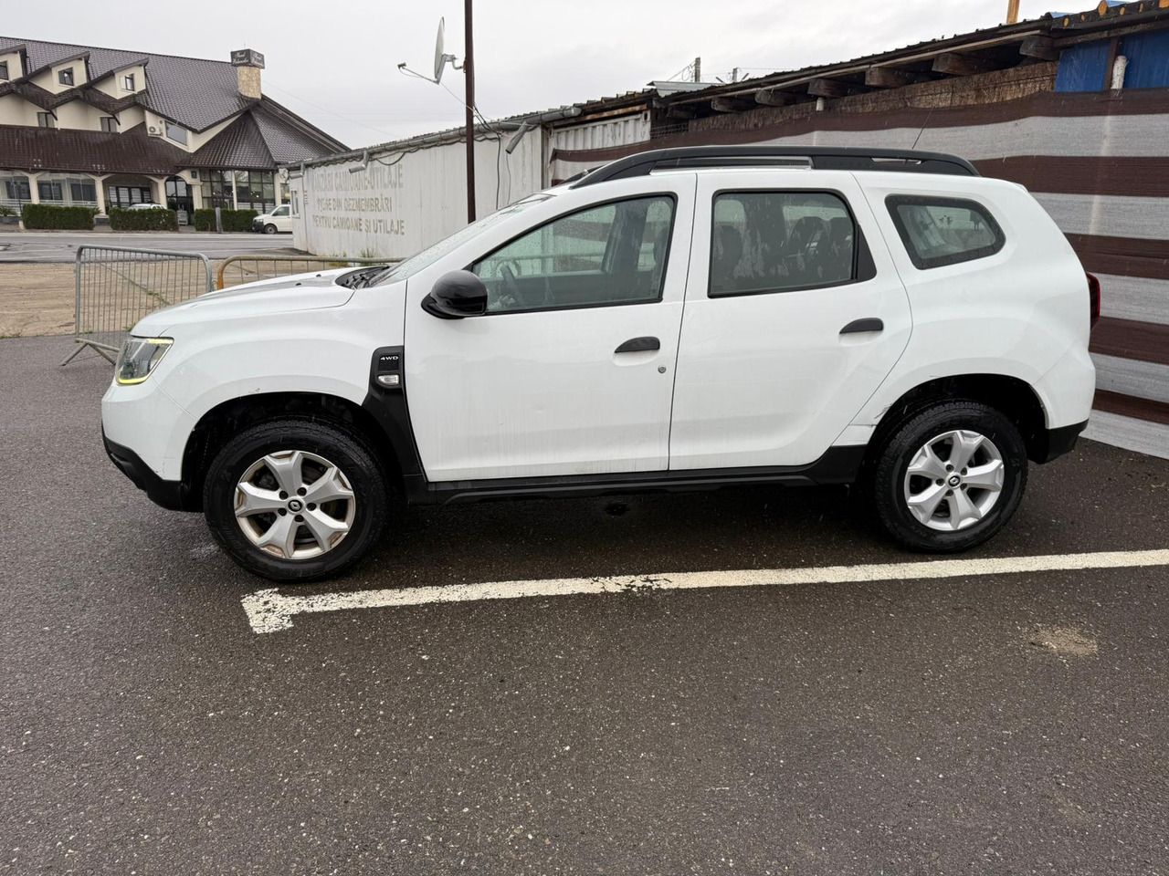 RENAULT DUSTER 4X4 - SUV: slika 2 RENAULT DUSTER 4X4 - SUV: slika 2