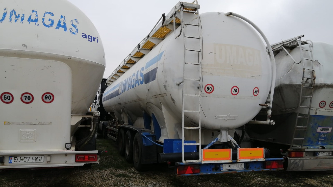 SPITZER Tank/Silo 57,000 l 4 Compartments for Powders/Feed/Water//Liquid Fertilizer/etc. - Silo cisterna: slika 4 SPITZER Tank/Silo 57,000 l 4 Compartments for Powders/Feed/Water//Liquid Fertilizer/etc. - Silo cisterna: slika 4