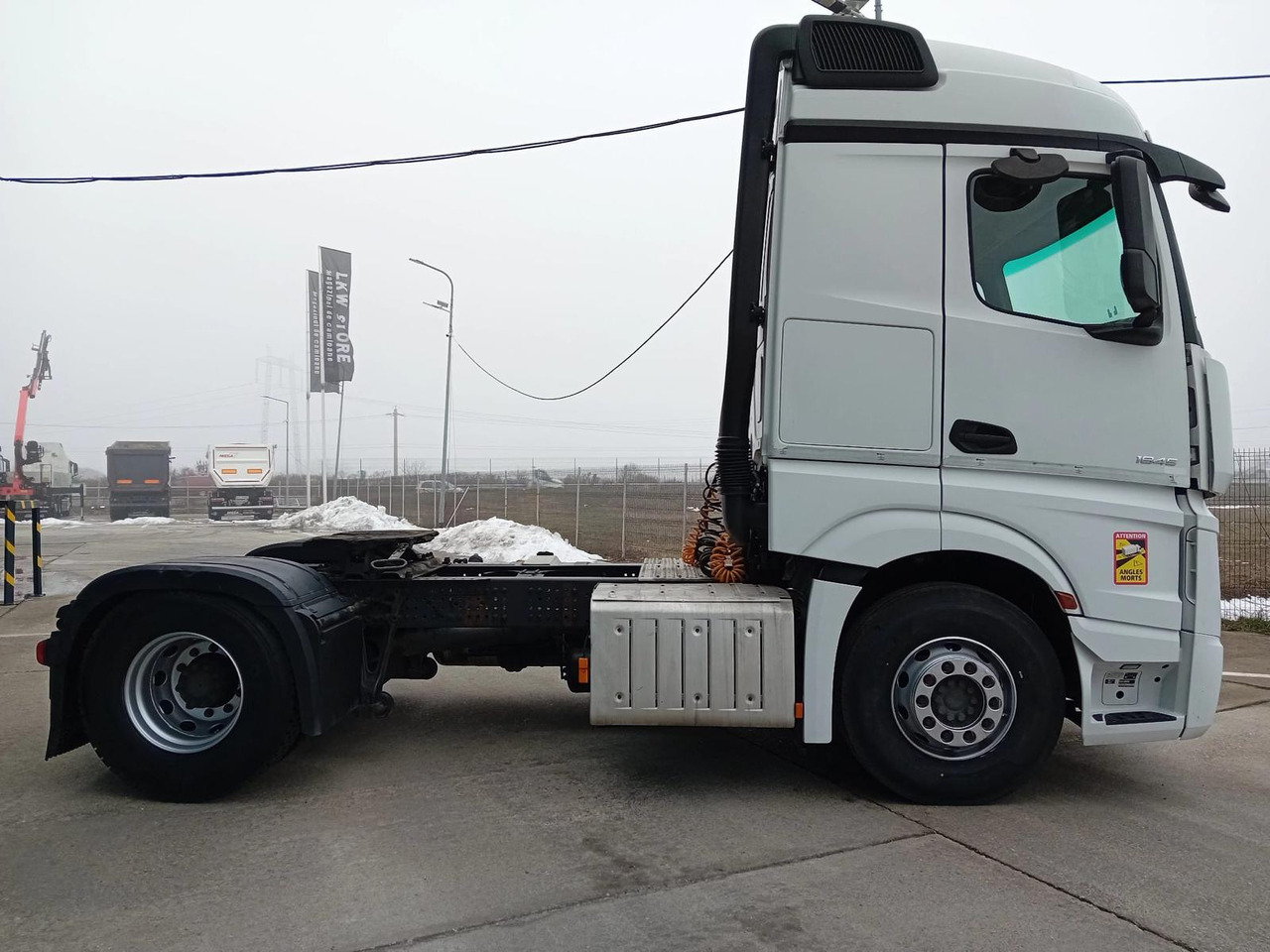 Mercedes-Benz Actros 1845 LS, FULL ADR+PTO, STANDKLIMA, TOP !!! - Tegljač: slika 3 Mercedes-Benz Actros 1845 LS, FULL ADR+PTO, STANDKLIMA, TOP !!! - Tegljač: slika 3