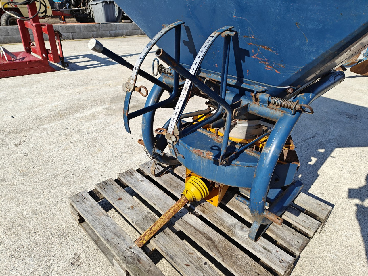 BOGBALLE B500 - Rasipač veštačkog đubriva: slika 5 BOGBALLE B500 - Rasipač veštačkog đubriva: slika 5