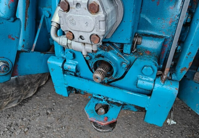 Traktor Ford County 1124 - kutoskoneella - KATSO VIDEO: slika 9