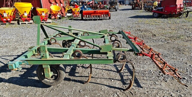 Kultivaattori 10-piikkinen - työleveys 240cm - Kultivator: slika 2 Kultivaattori 10-piikkinen - työleveys 240cm - Kultivator: slika 2