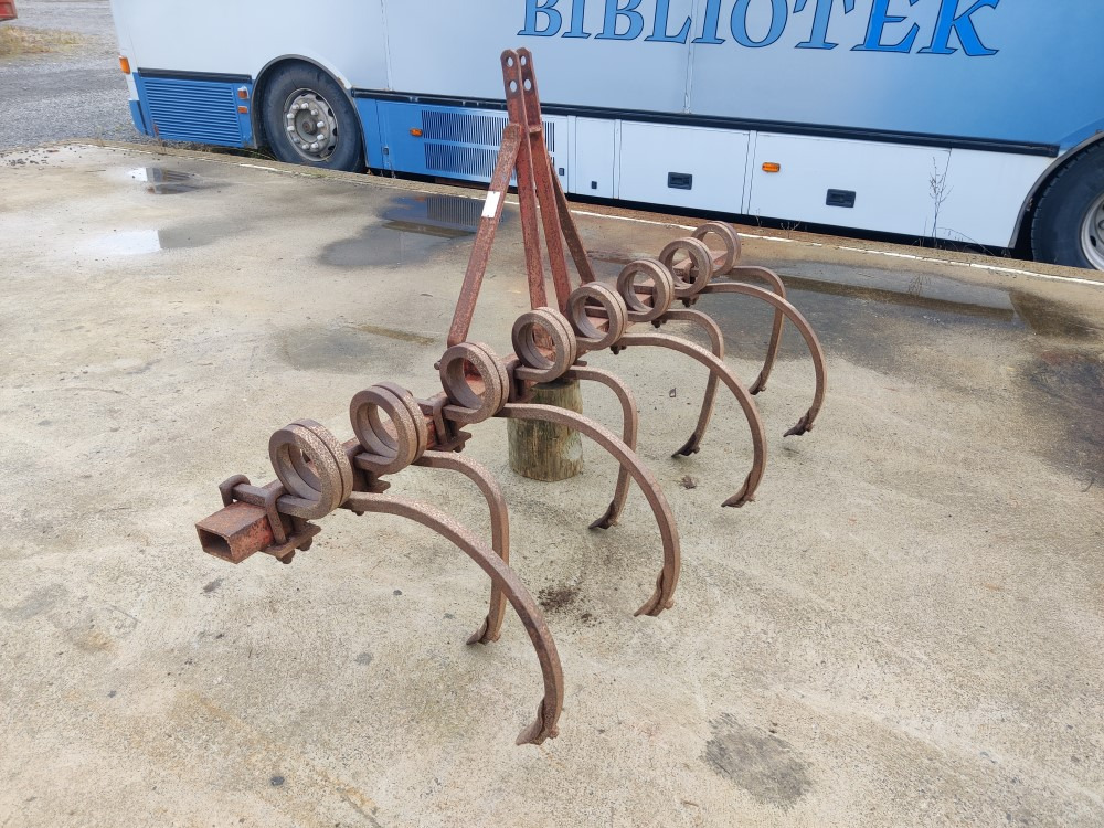 Kultivaattori Muko 8-piikkinen Työleveys 200cm, pienempään traktoriin - Kultivator: slika 5 Kultivaattori Muko 8-piikkinen Työleveys 200cm, pienempään traktoriin - Kultivator: slika 5