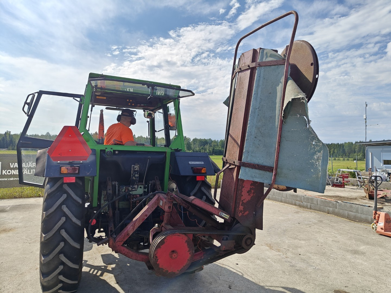 Luoko 165cm lieriöniittokone - hydraulinen - Kosačica: slika 3 Luoko 165cm lieriöniittokone - hydraulinen - Kosačica: slika 3