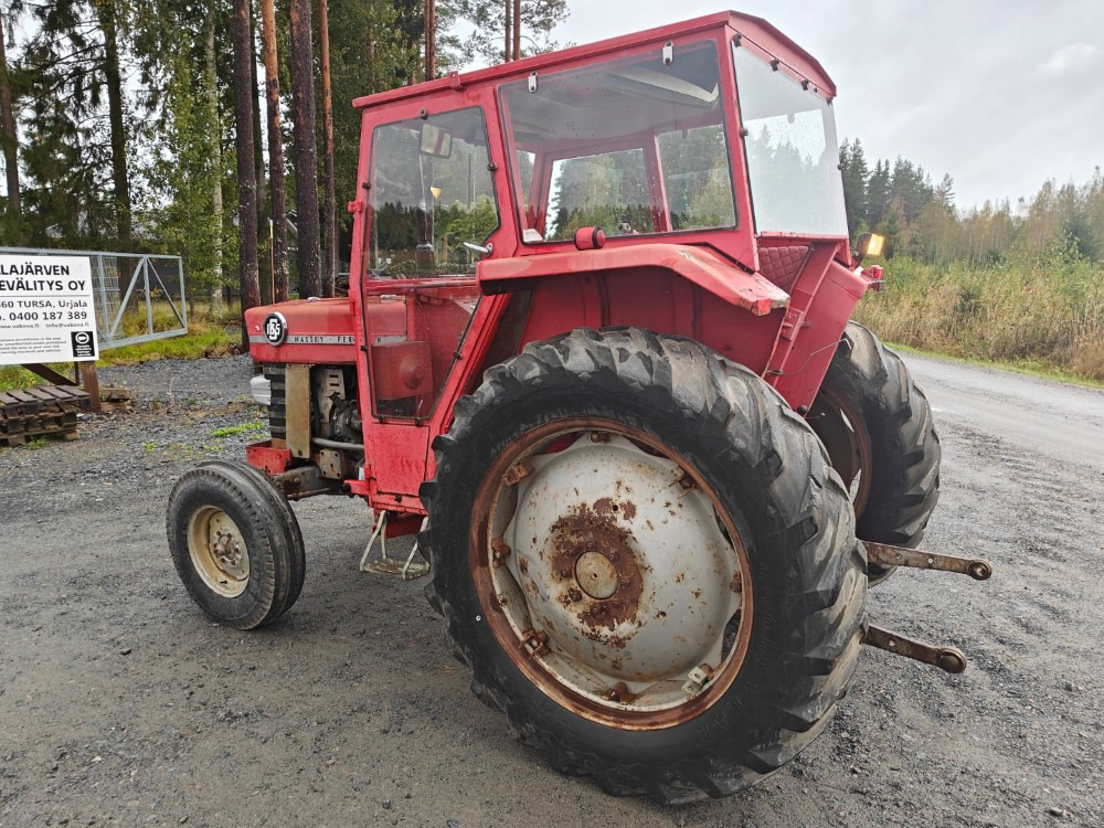 Massey Ferguson 165S Lisähydrauliikalla, katso video! - Traktor: slika 2 Massey Ferguson 165S Lisähydrauliikalla, katso video! - Traktor: slika 2