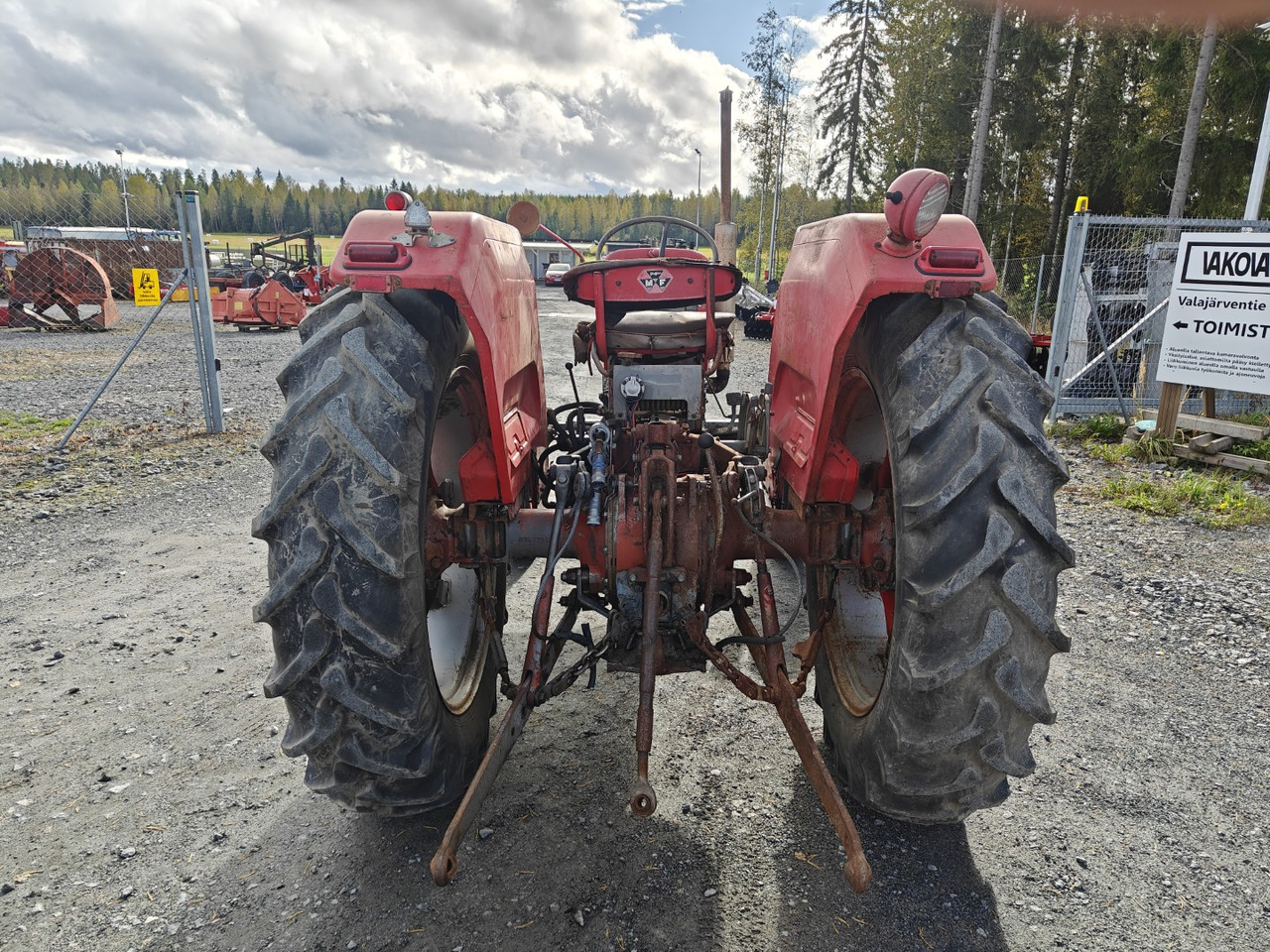 Massey Ferguson 175 Multi Power Avomalli, katso video! - Traktor: slika 3 Massey Ferguson 175 Multi Power Avomalli, katso video! - Traktor: slika 3