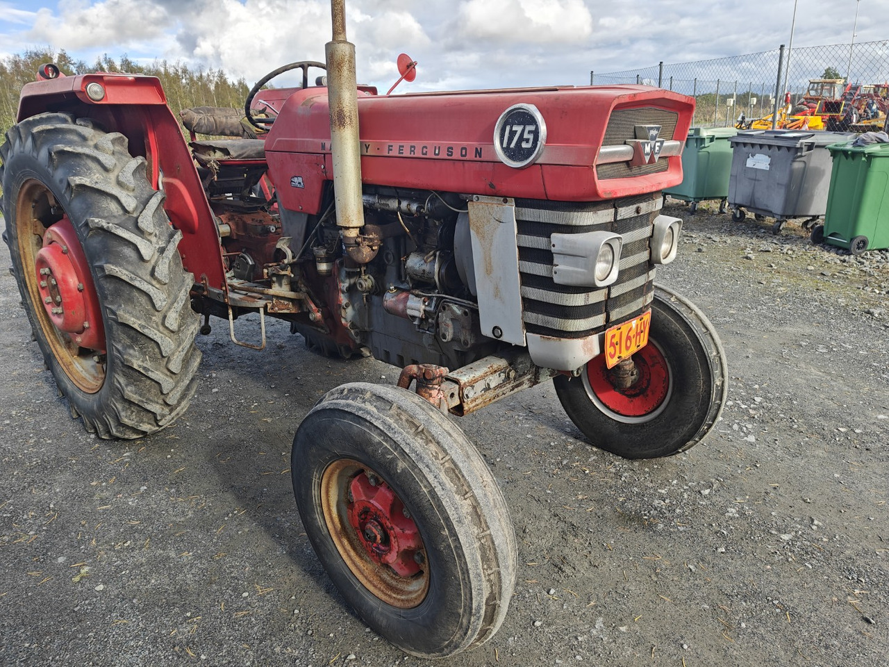 Massey Ferguson 175 Multi Power Avomalli, katso video! - Traktor: slika 5 Massey Ferguson 175 Multi Power Avomalli, katso video! - Traktor: slika 5