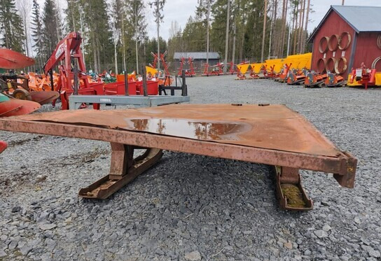 Šumska prikolica Metsäreki - 300cm x 150cm kuormatilalla: slika 7 Šumska prikolica Metsäreki - 300cm x 150cm kuormatilalla: slika 7