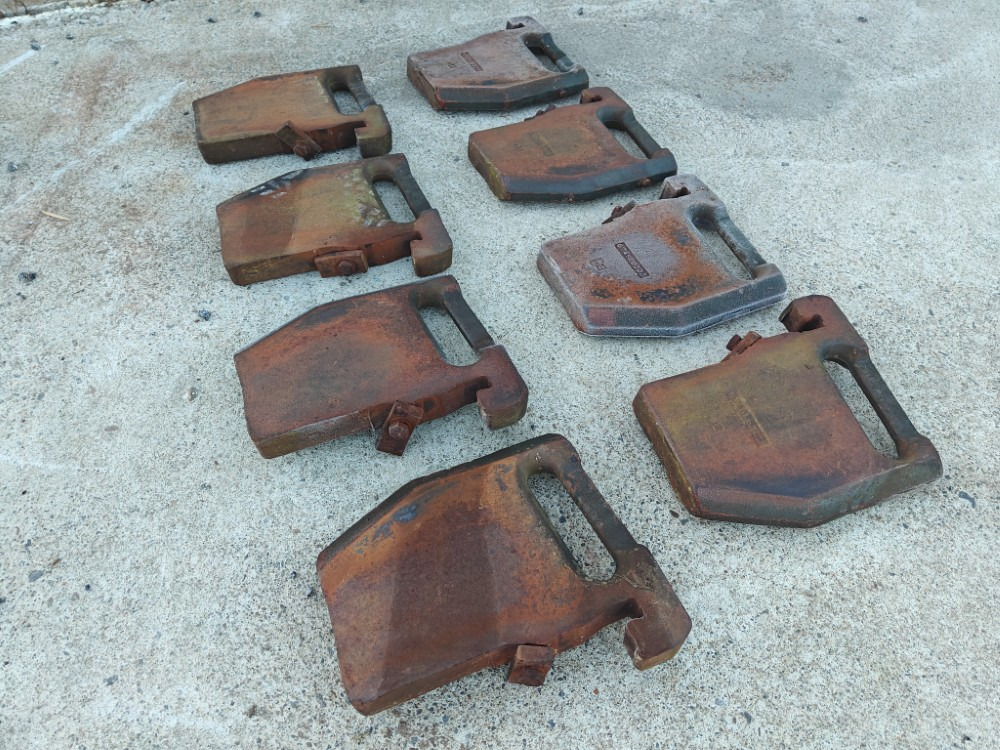 ZETOR Etupainosarja 8kpl - Poljoprivredna mašina: slika 3 ZETOR Etupainosarja 8kpl - Poljoprivredna mašina: slika 3