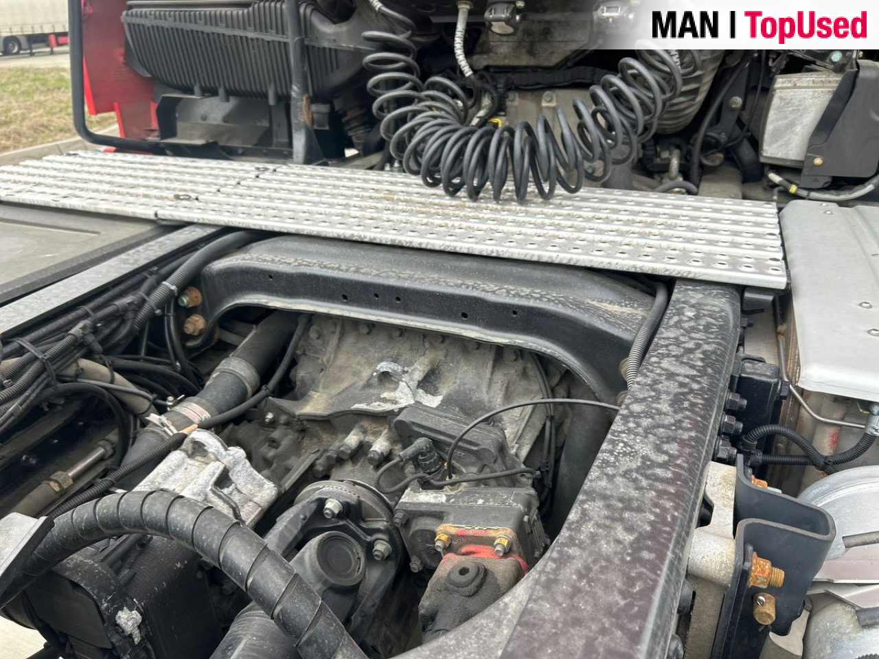 MAN TGX 26.560 6X4 BLS Euro6 Intarder Klima Navi ZV - Tegljač: slika 4 MAN TGX 26.560 6X4 BLS Euro6 Intarder Klima Navi ZV - Tegljač: slika 4