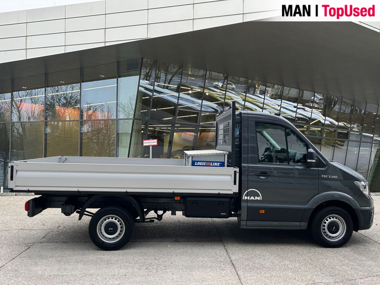 Dostavno vozilo s ravnom platformom MAN TGE 3.140 4X2F SB, Automatic, Flat bed Klima ZV: slika 11