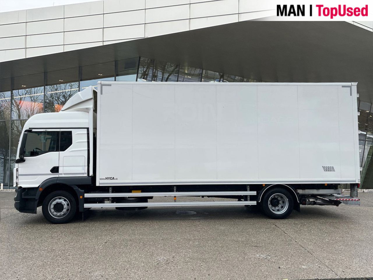 MAN TGM 18.290 4x2 BL CH Euro6 Klima AHK Luftfeder ZV - Kamion sa zatvorenim sandukom: slika 4 MAN TGM 18.290 4x2 BL CH Euro6 Klima AHK Luftfeder ZV - Kamion sa zatvorenim sandukom: slika 4