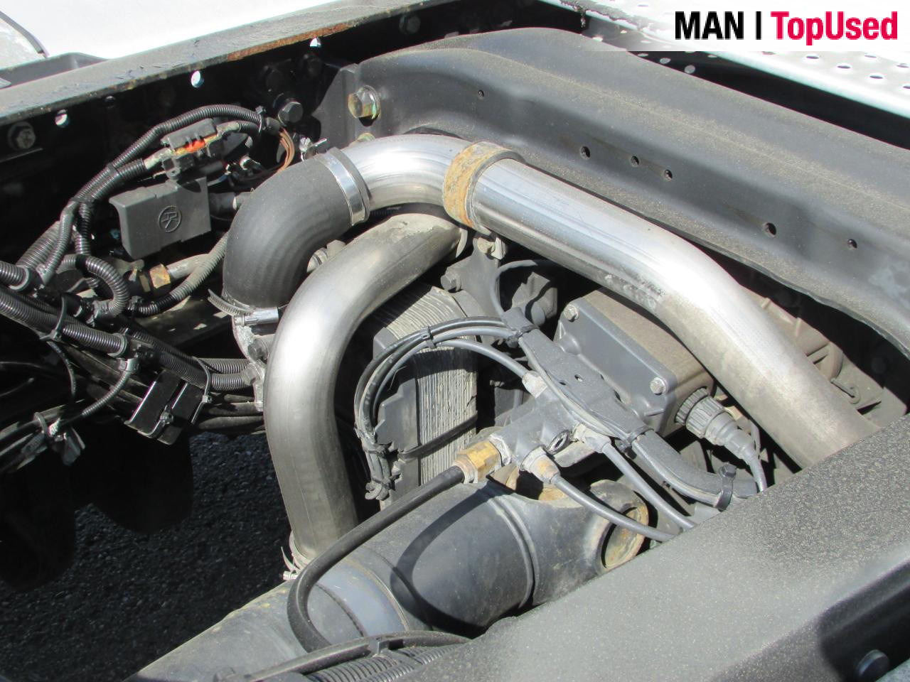 MAN TGX 18.460 4X2 LLS-U Euro6 Retarder Klima ZV - Tegljač: slika 3 MAN TGX 18.460 4X2 LLS-U Euro6 Retarder Klima ZV - Tegljač: slika 3