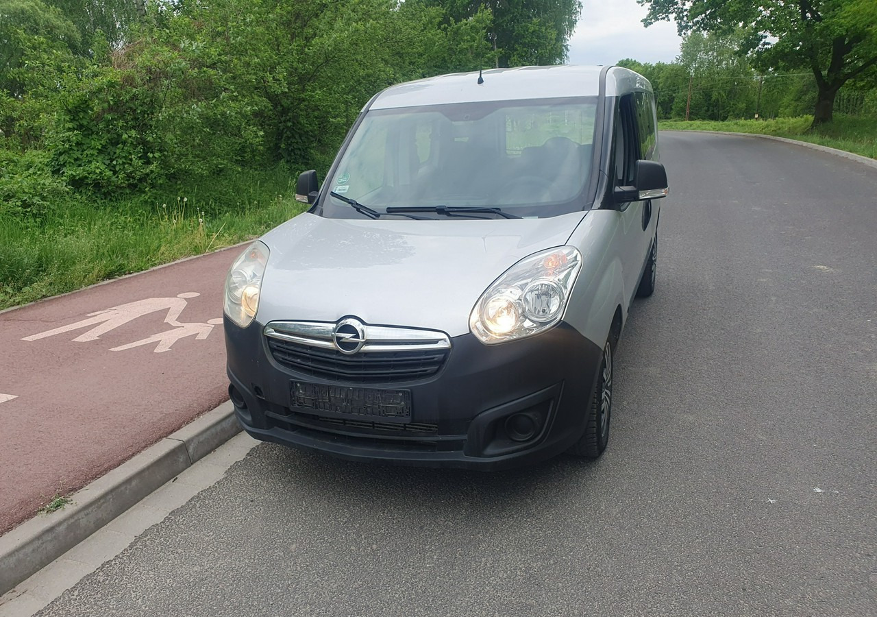 Fiat Doblo long*combo *doblo* krajówka *fv vat 23%* - Automobil: slika 2 Fiat Doblo long*combo *doblo* krajówka *fv vat 23%* - Automobil: slika 2