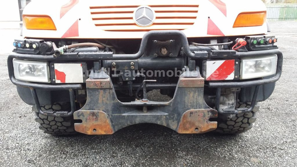Unimog U 300 Kipper Zugmaschine Kommunalhydraulik U 500 400 U 300 Kipper Zugmaschine Kommunalhydraulik U 500 400 - Korisno/ Posebno vozilo: slika 3 Unimog U 300 Kipper Zugmaschine Kommunalhydraulik U 500 400 U 300 Kipper Zugmaschine Kommunalhydraulik U 500 400 - Korisno/ Posebno vozilo: slika 3