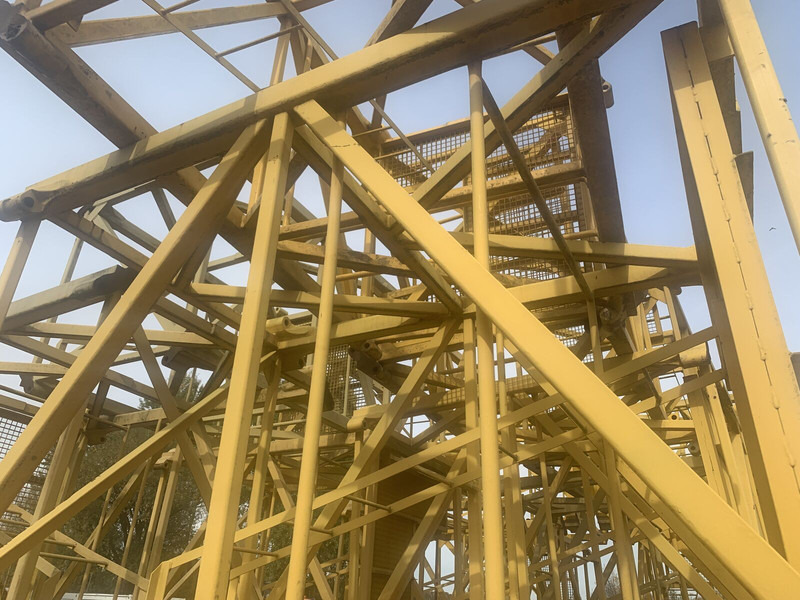 Liebherr 120HC - Toranjski kran: slika 3 Liebherr 120HC - Toranjski kran: slika 3