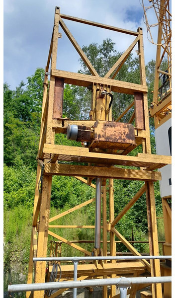 Liebherr 120HC climbing cage - Toranjski kran: slika 1 Liebherr 120HC climbing cage - Toranjski kran: slika 1