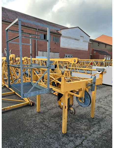 Liebherr 132EC-HM6, 60m jib, 2006yom - Toranjski kran: slika 3 Liebherr 132EC-HM6, 60m jib, 2006yom - Toranjski kran: slika 3