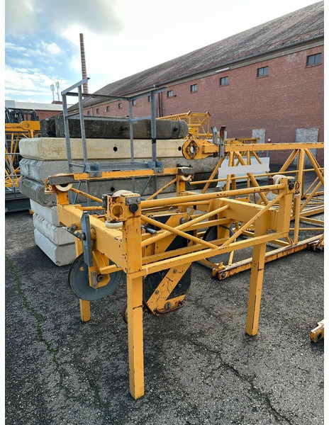 Liebherr 132EC-HM6, 60m jib, 2006yom - Toranjski kran: slika 2 Liebherr 132EC-HM6, 60m jib, 2006yom - Toranjski kran: slika 2