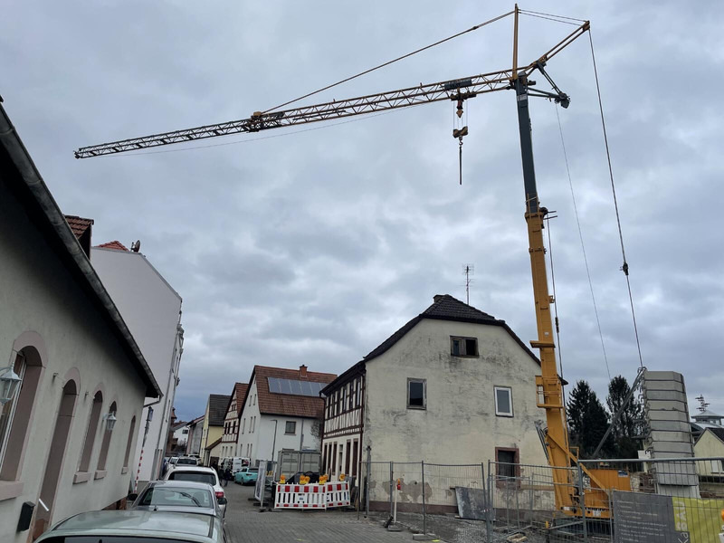 Liebherr 32TT, 2002yom, 30m jib perfect condition - Toranjski kran: slika 2 Liebherr 32TT, 2002yom, 30m jib perfect condition - Toranjski kran: slika 2