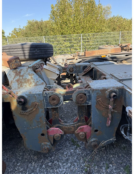 Liebherr 80km/h axeles for all self erecting 32K 35K 42K 50K 63K 71K - Toranjski kran: slika 2 Liebherr 80km/h axeles for all self erecting 32K 35K 42K 50K 63K 71K - Toranjski kran: slika 2