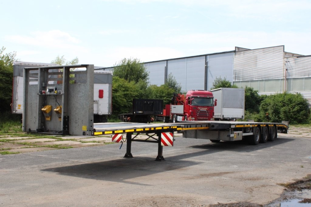 FAYMONVILLE MAX TRAILER MAX 200, ZVEDACÍ, ŘÍZENÁ NÁPRAVA - Plato poluprikolica: slika 3 FAYMONVILLE MAX TRAILER MAX 200, ZVEDACÍ, ŘÍZENÁ NÁPRAVA - Plato poluprikolica: slika 3