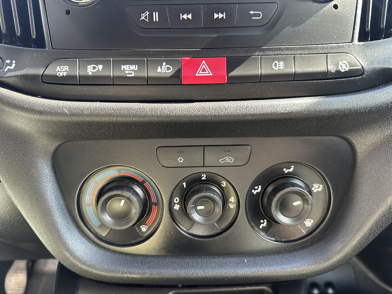 Mali kombi Fiat Doblo: slika 10