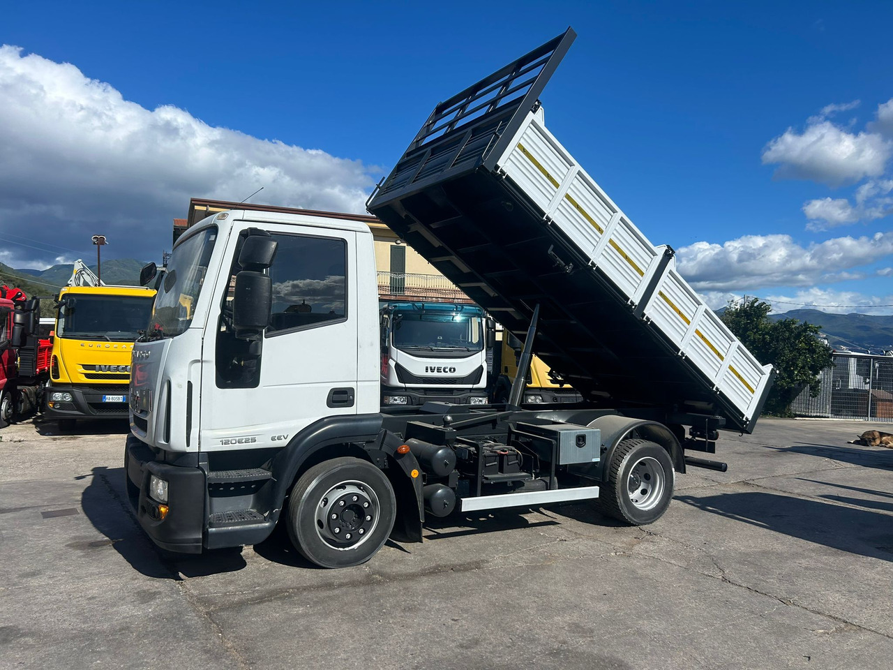 IVECO EUROCARGO 120E25 - Istovarivač: slika 3 IVECO EUROCARGO 120E25 - Istovarivač: slika 3