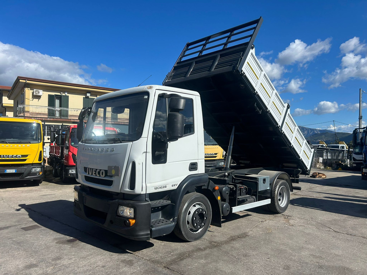 IVECO EUROCARGO 120E25 - Istovarivač: slika 1 IVECO EUROCARGO 120E25 - Istovarivač: slika 1