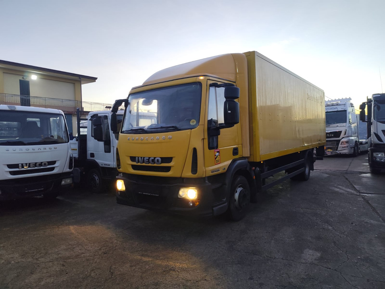 IVECO EUROCARGO 120E28P - Kamion sa golom šasijom i zatvorenom kabinom: slika 5 IVECO EUROCARGO 120E28P - Kamion sa golom šasijom i zatvorenom kabinom: slika 5