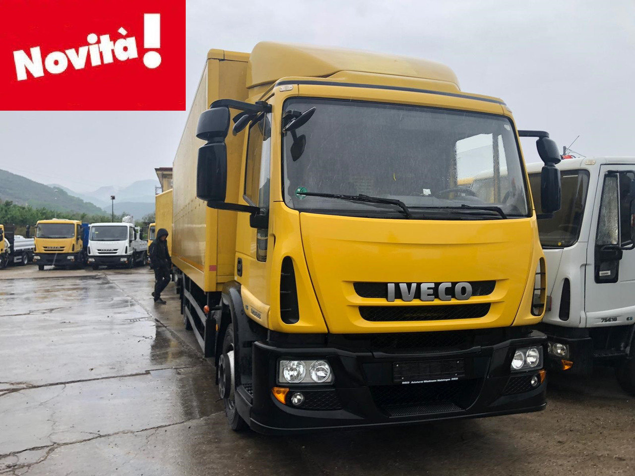 IVECO EUROCARGO 120E28P - Kamion sa golom šasijom i zatvorenom kabinom: slika 1 IVECO EUROCARGO 120E28P - Kamion sa golom šasijom i zatvorenom kabinom: slika 1