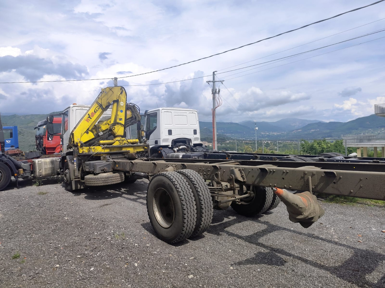Kamion sa dizalicom IVECO EUROCARGO 160E25K: slika 14