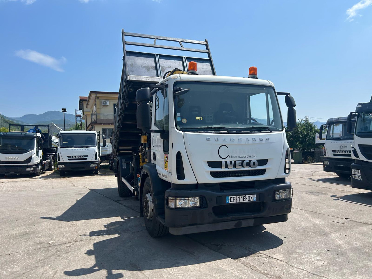 IVECO EUROCARGO 180E30 - Istovarivač, Kamion sa dizalicom: slika 4 IVECO EUROCARGO 180E30 - Istovarivač, Kamion sa dizalicom: slika 4