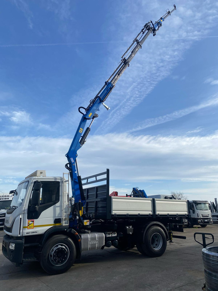 IVECO EUROCARGO 190EL28 - Kamion sa dizalicom: slika 4 IVECO EUROCARGO 190EL28 - Kamion sa dizalicom: slika 4