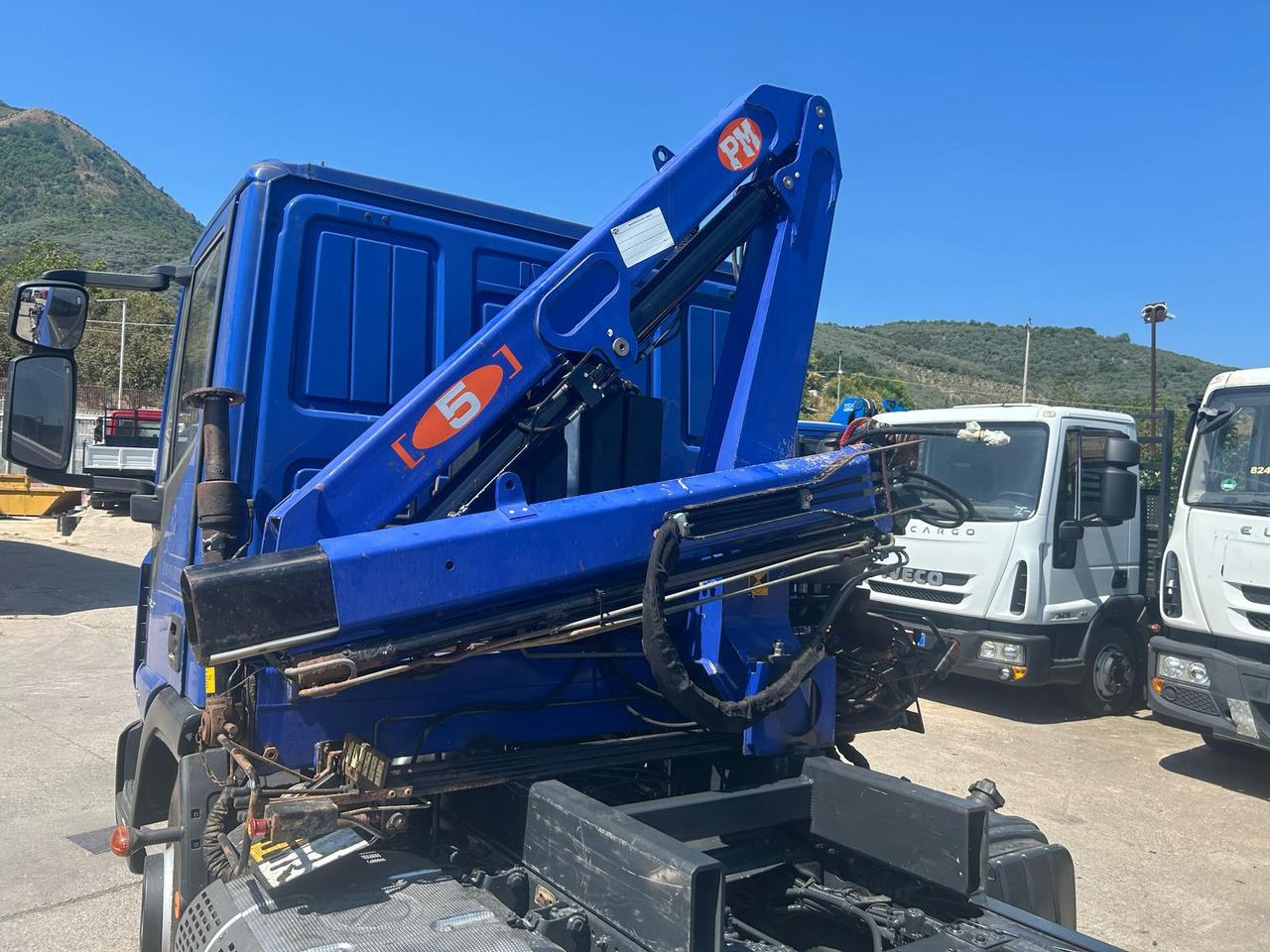 Kamion sa dizalicom IVECO EUROCARGO 75-160: slika 22