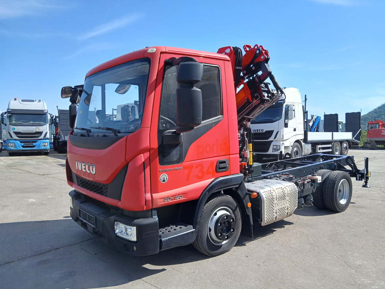 IVECO EUROCARGO 80-190 - Kamion sa dizalicom: slika 1 IVECO EUROCARGO 80-190 - Kamion sa dizalicom: slika 1