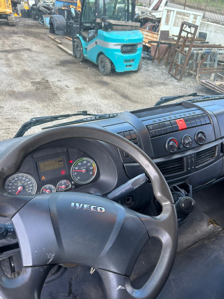 IVECO EUROCARGO 80E18 - Kamion sa dizalicom, Istovarivač: slika 3 IVECO EUROCARGO 80E18 - Kamion sa dizalicom, Istovarivač: slika 3